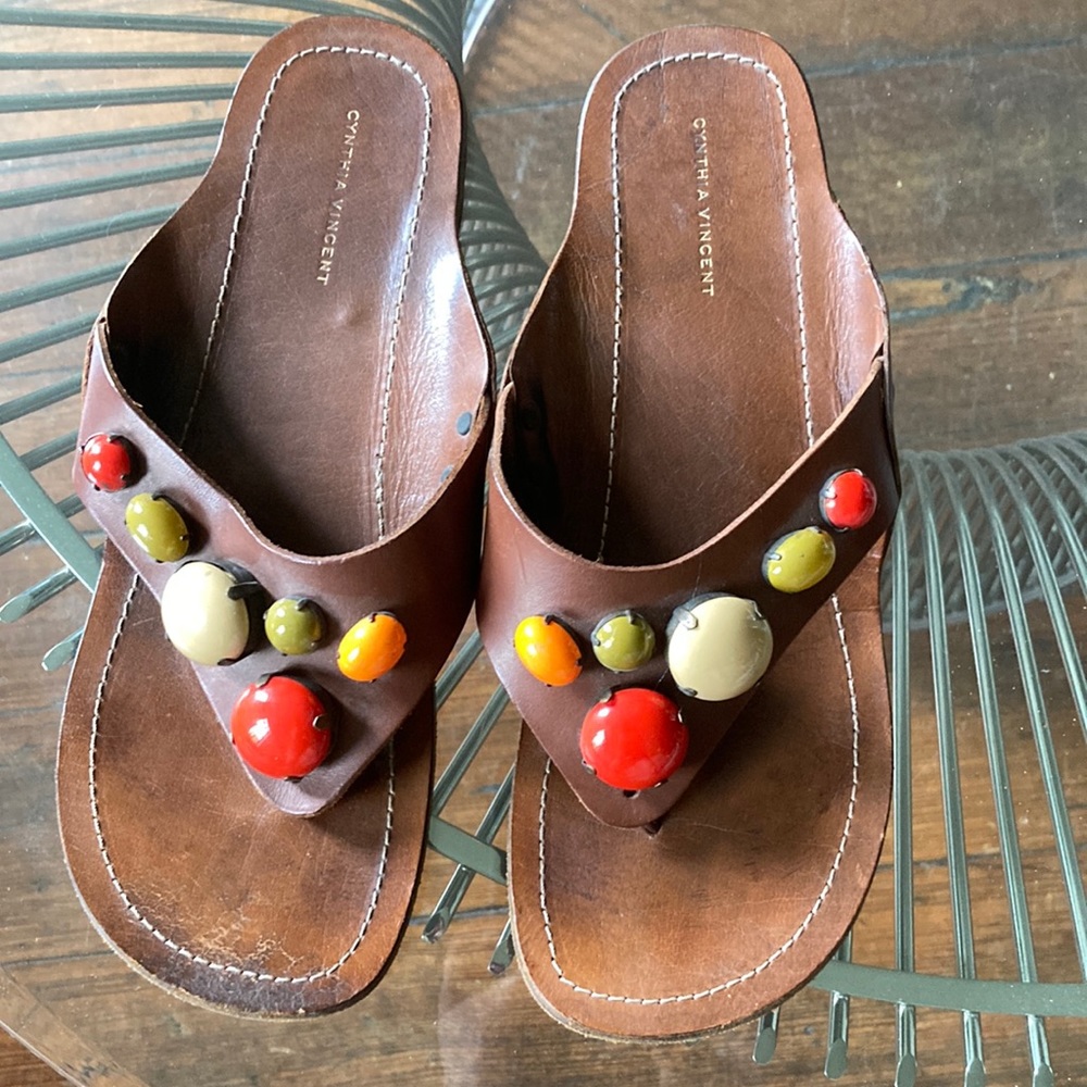 Cynthia Vincent colorful embellished jeweled brown leather flats slides size 8